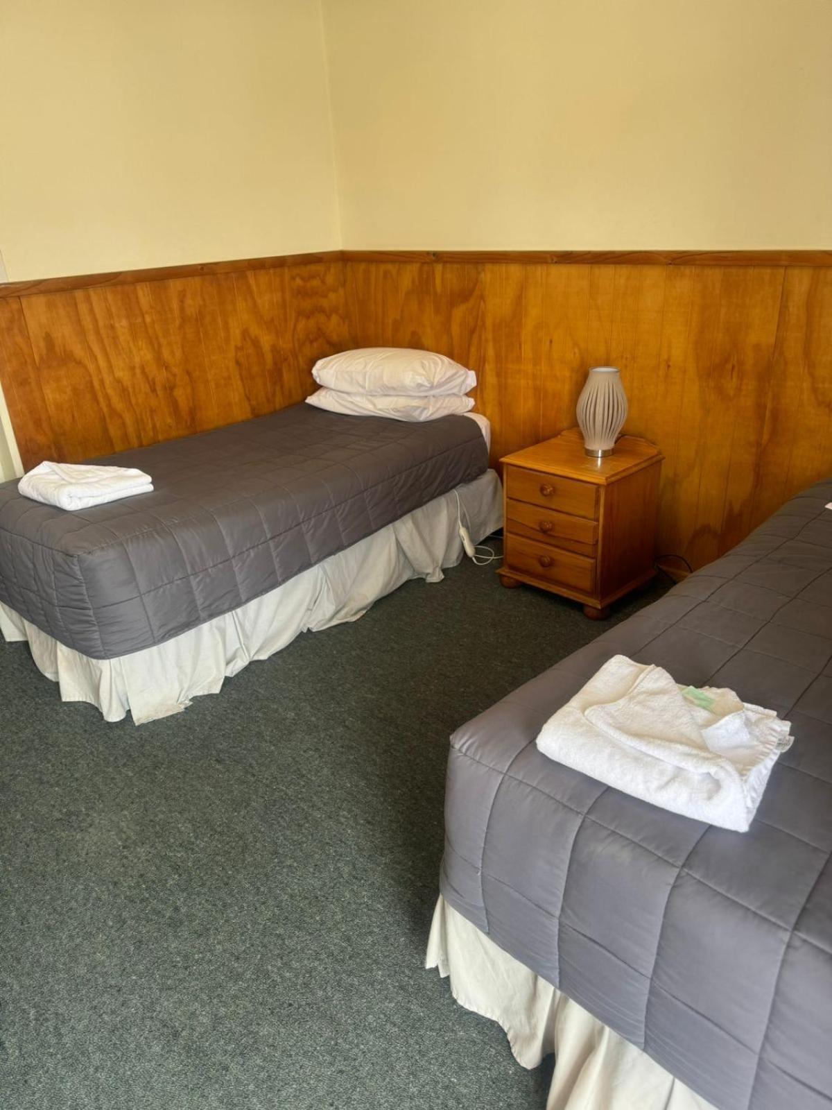New Central Hotel Woodville Extérieur photo