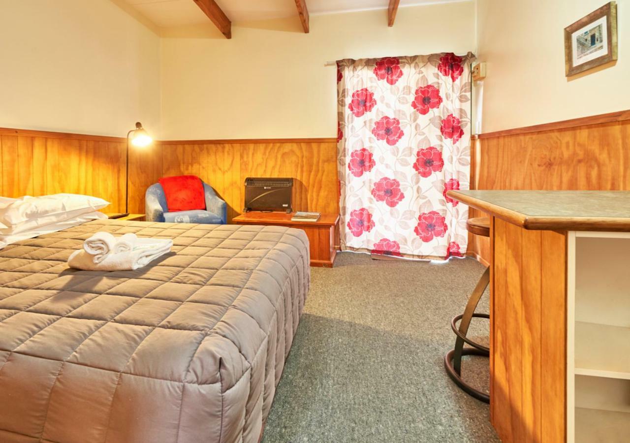 New Central Hotel Woodville Extérieur photo